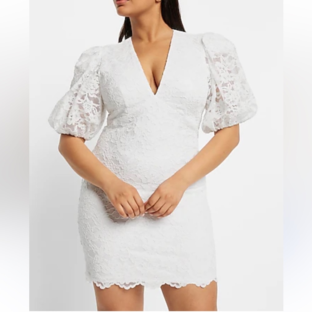 Express Women’s Lace Puff Sleeve Mini